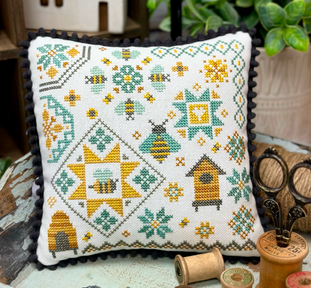 Primrose Cottage Stitches ~ Honeybee Quaker