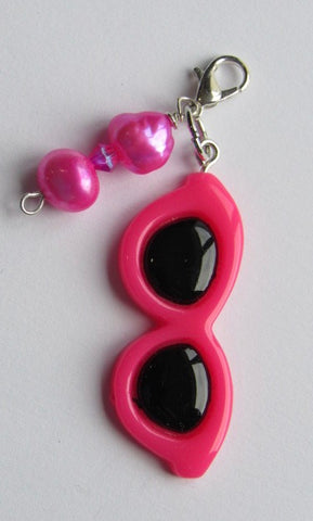 Clip/Zipper Pull w/Baroque Pearl ~Sunglasses  (ONE OF A KIND!)