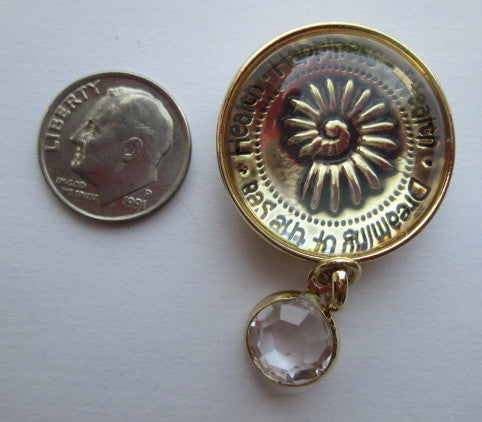 Needle Minder ~ Dreaming of the Sea/Gold Shell