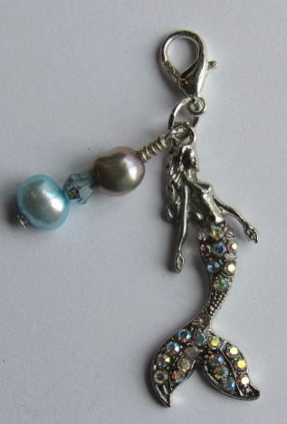 Clip/Zipper Pull w/Baroque Pearl ~ Mermaid B