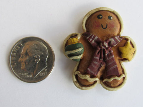 Needle Minder  ~ Gingerbread Man w/Christmas Ball & Star