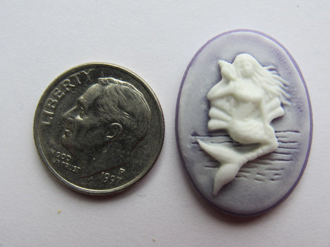 Needle Minder ~ Purple Mermaid Cameo