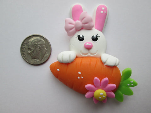 Needle Minder ~ Peek-A-Bunny (Clay)