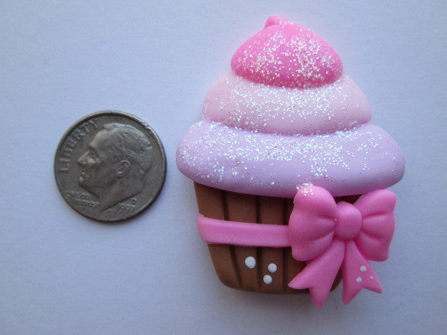 Needle Minder ~ Sweet Glitter Pastel Cupcake (Clay)