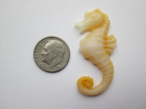 Needle Minder ~  Seahorse in various colors (Resin)