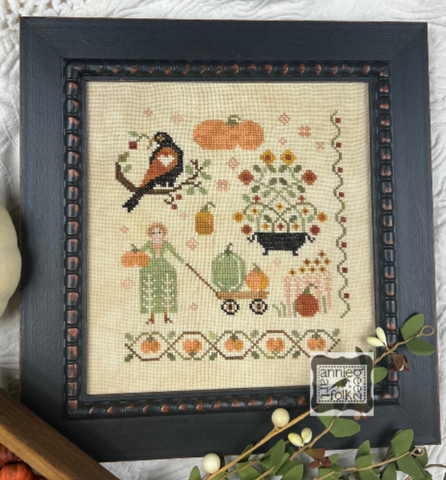 Annie Beez Folkart ~ Gathering Pumpkins