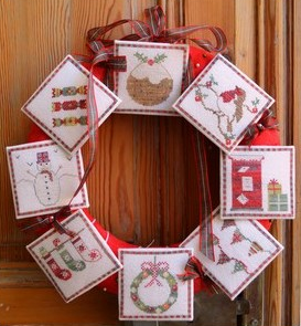 Tom & Lily Creations ~ Christmas Wreath