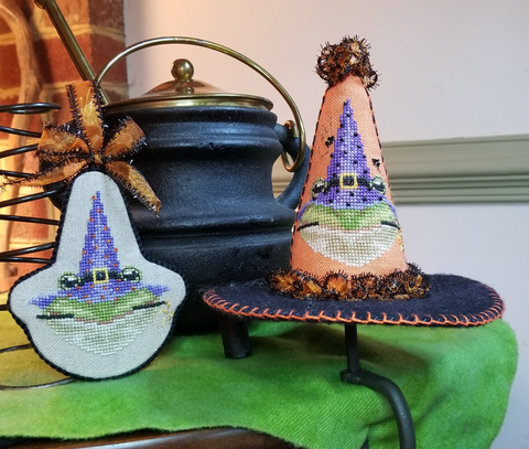 Blackberry Lane Designs ~ Hocus Pocus Series #1 Oops ah Ribbit