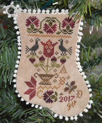 Abby Rose Designs ~ Tulip Basket Ornament