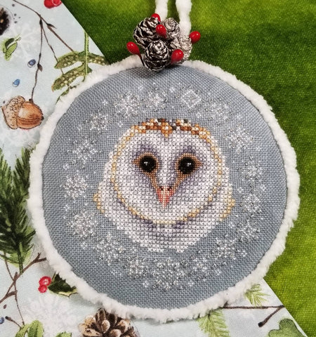 Blackberry Lane Designs ~ Winter Snow Owl