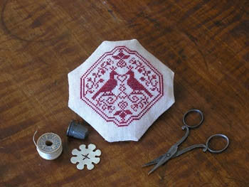 Beehive Needleworks ~ Lovinia Dearbly PIncushion