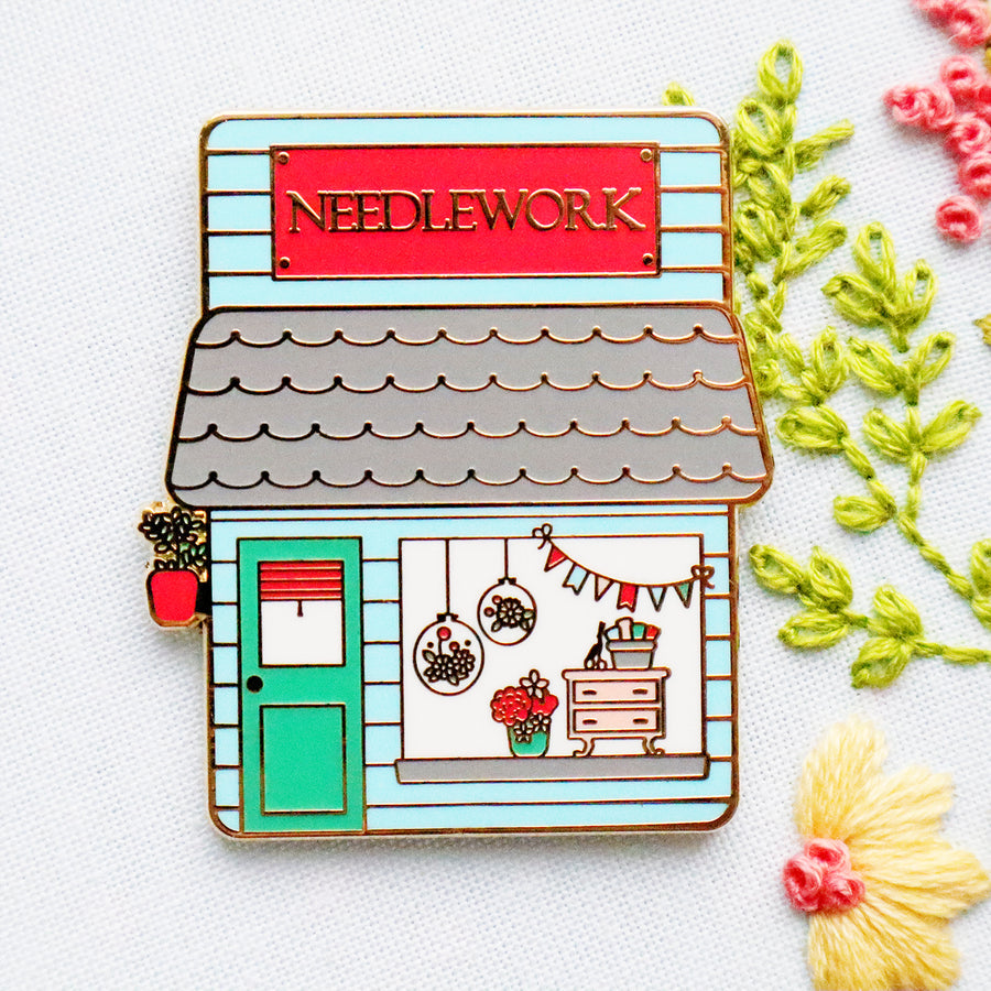 Enamel Needle Minder ~ Main Street Needlework Shop