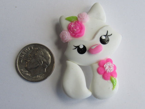 Needler Minder ~ White Fox (Clay) ONE OF A KIND!