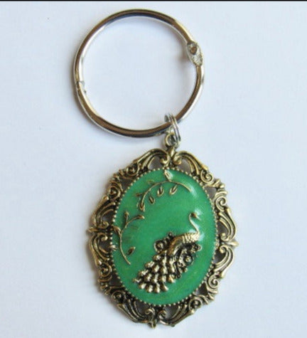 BLING! Floss Ring ~ Peacock Medallion