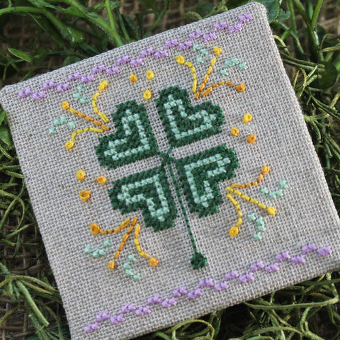 Luhu Stitches ~ March Little Fling