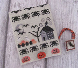Mani di Donna ~ Halloween Midnight Sewing Set w/buttons