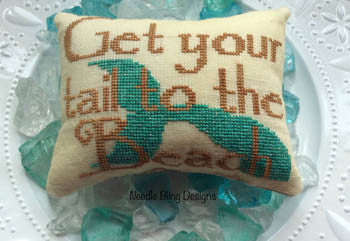Needle Bling Designs ~ Get Your Tail to the Beach