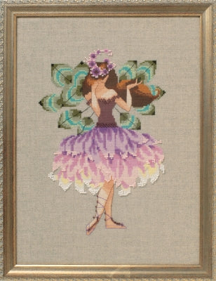 Nora Corbett/Mirabilia ~ White Clover