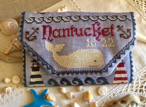 Rovaris ~ Nantucket Needlebook w/felts pieces, ribbon, charm & button - SO CUTE!