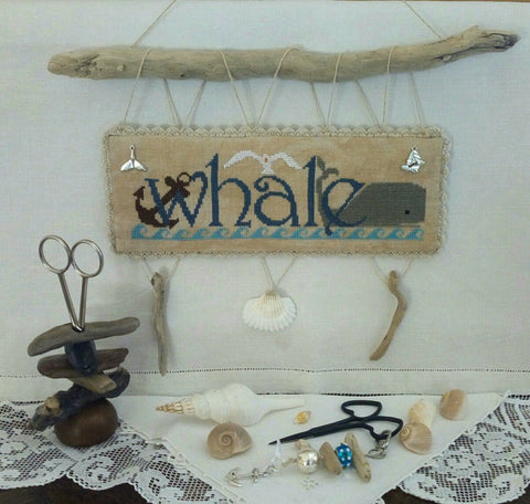 Rovaris ~ Whale w/charms