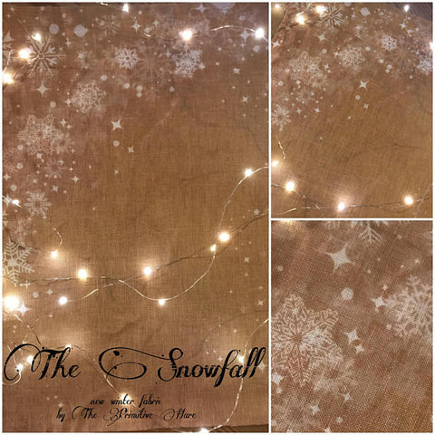 The Primitive Hare ~ 30 ct Snowfall Linen ~ Small Cut