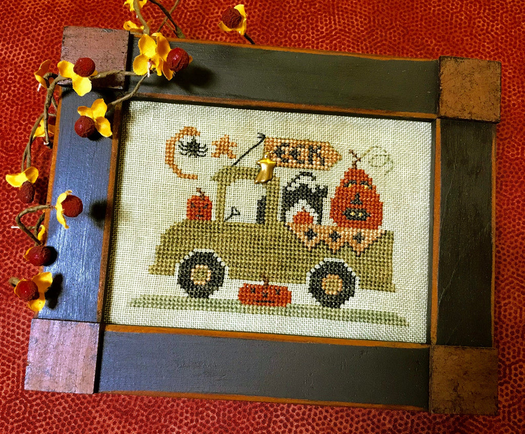 Homespun Elegance ~ Trick Or Treat Truck
