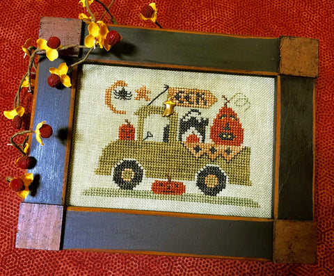 Homespun Elegance ~ Trick Or Treat Truck