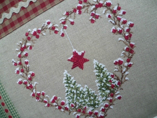 UB Design ~ Berries In Winter